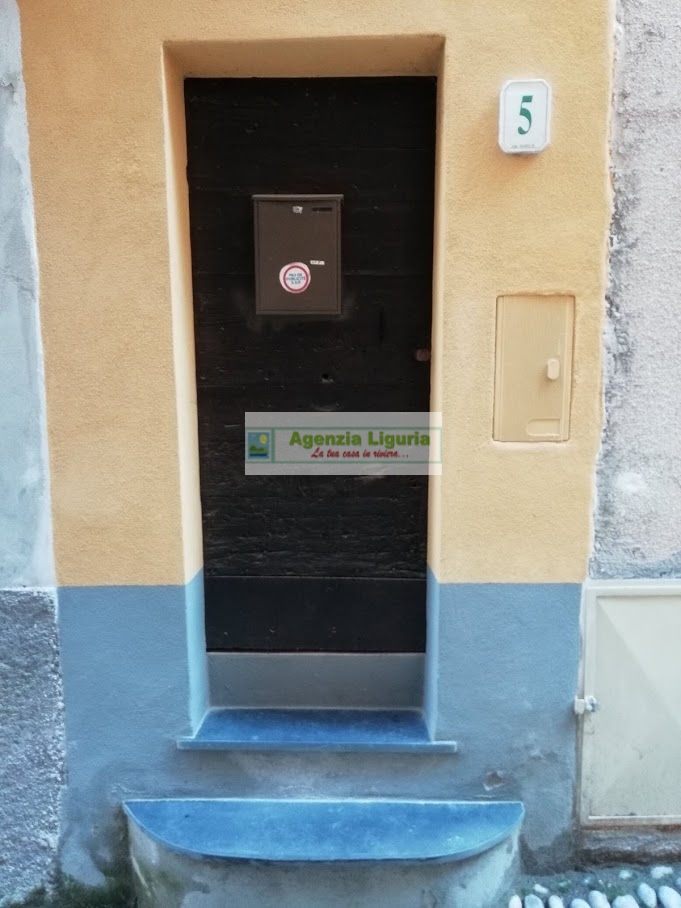 Appartamento in vendita a Perinaldo