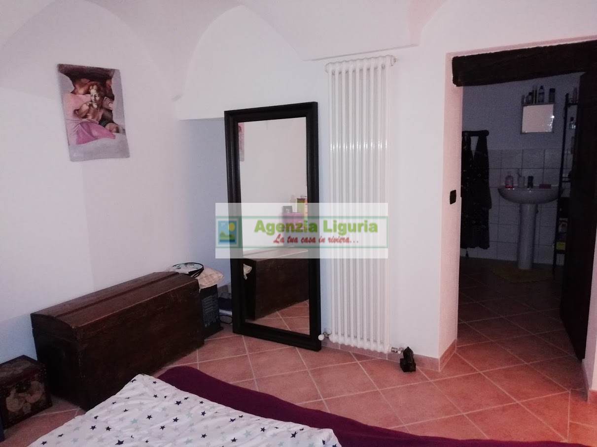 Appartamento in vendita a Perinaldo