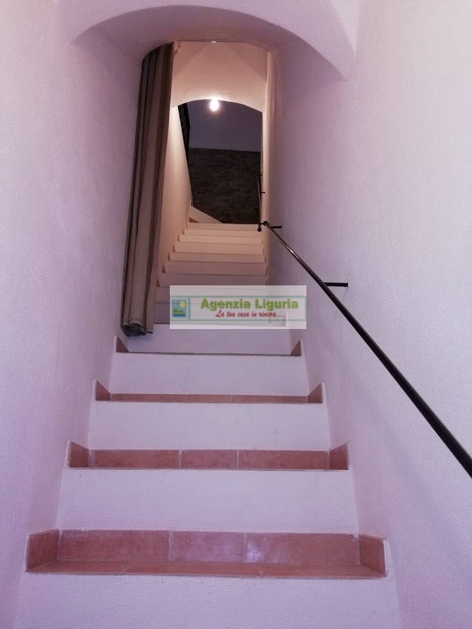 Appartamento in vendita a Perinaldo