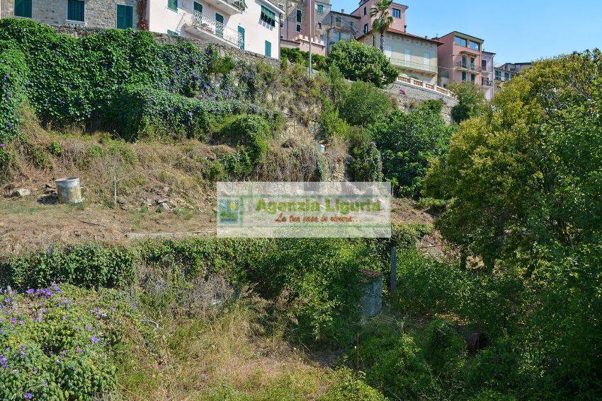 Casa indipendente in vendita a Perinaldo