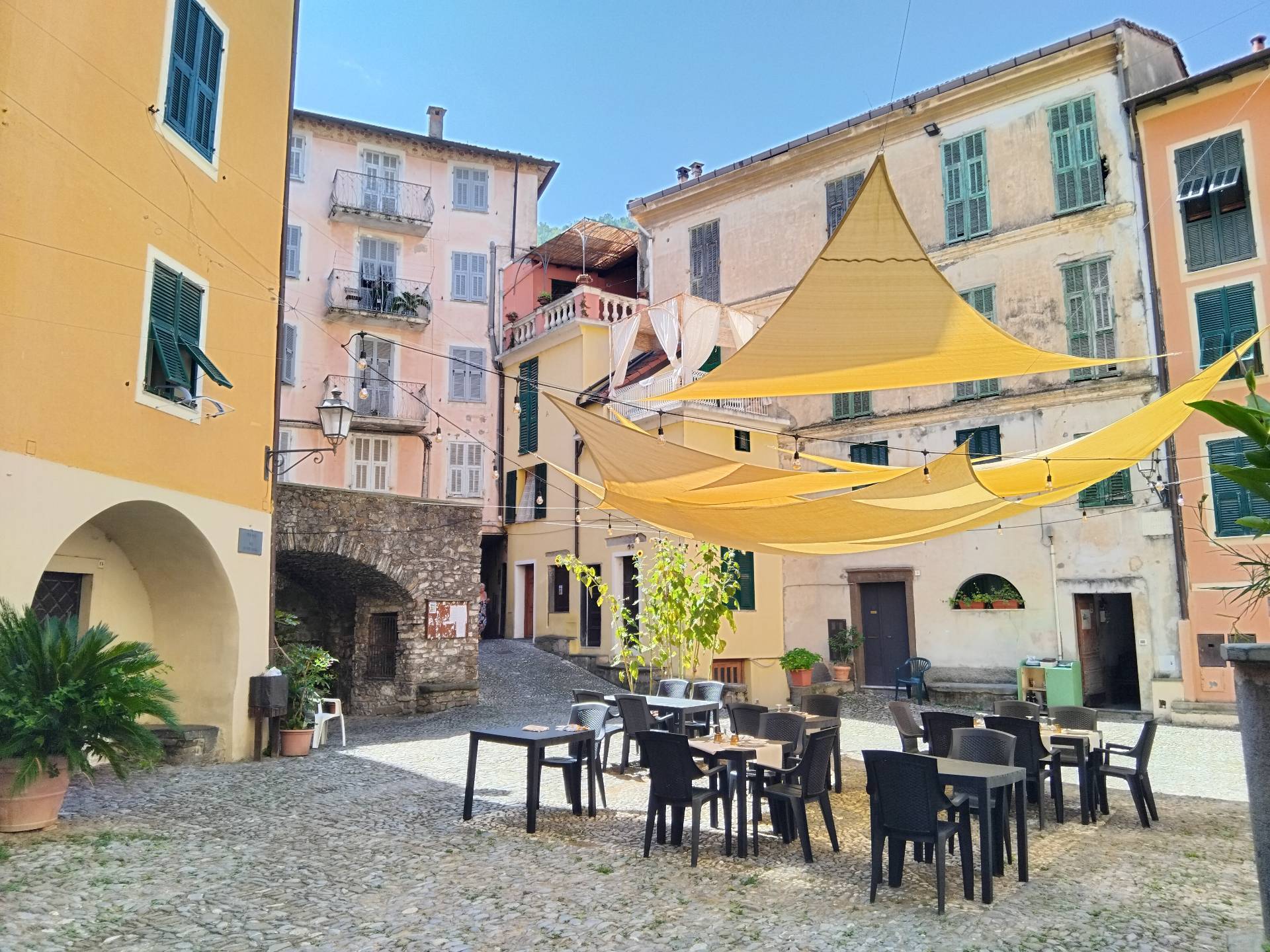 Appartamento in vendita a Castel Vittorio