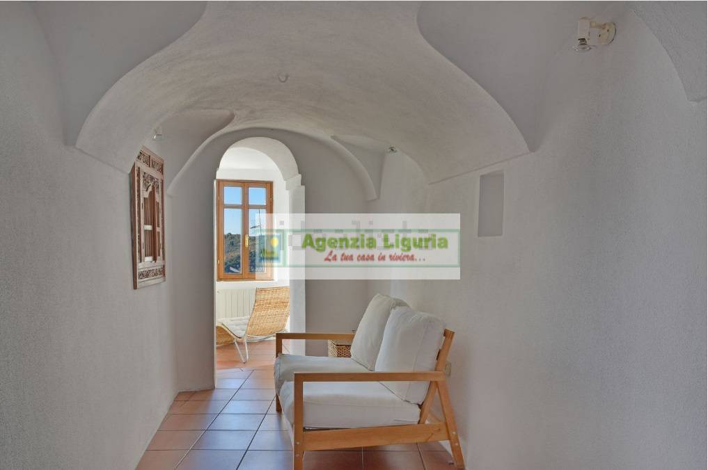 Appartamento in vendita a Perinaldo