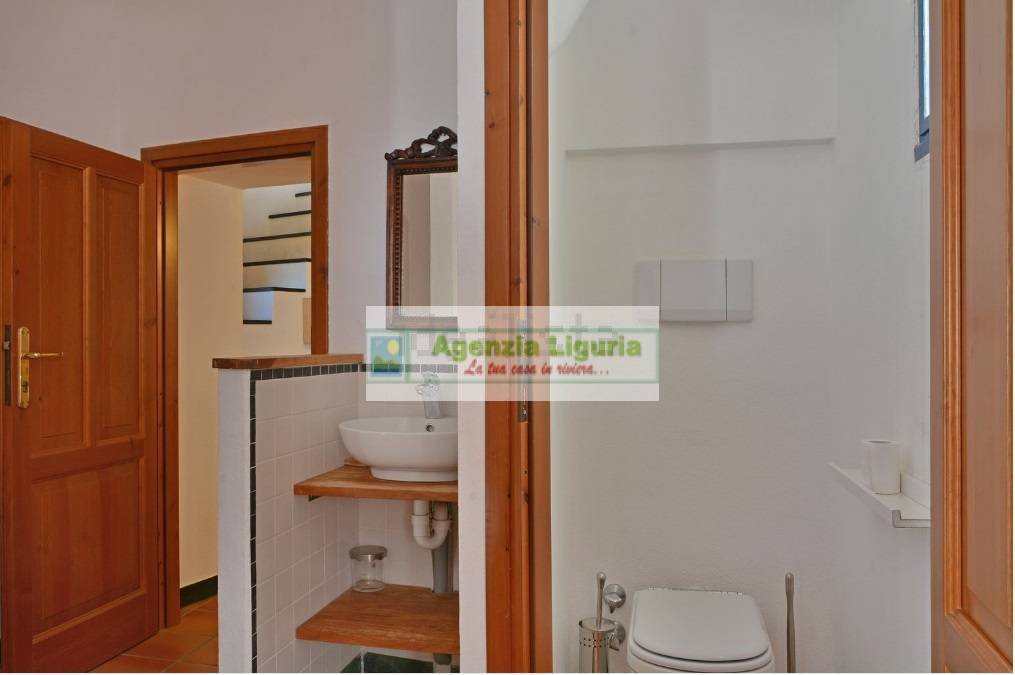 Appartamento in vendita a Perinaldo