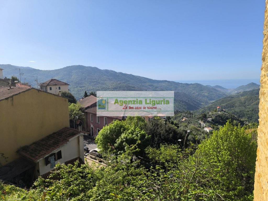 Appartamento in vendita a Perinaldo