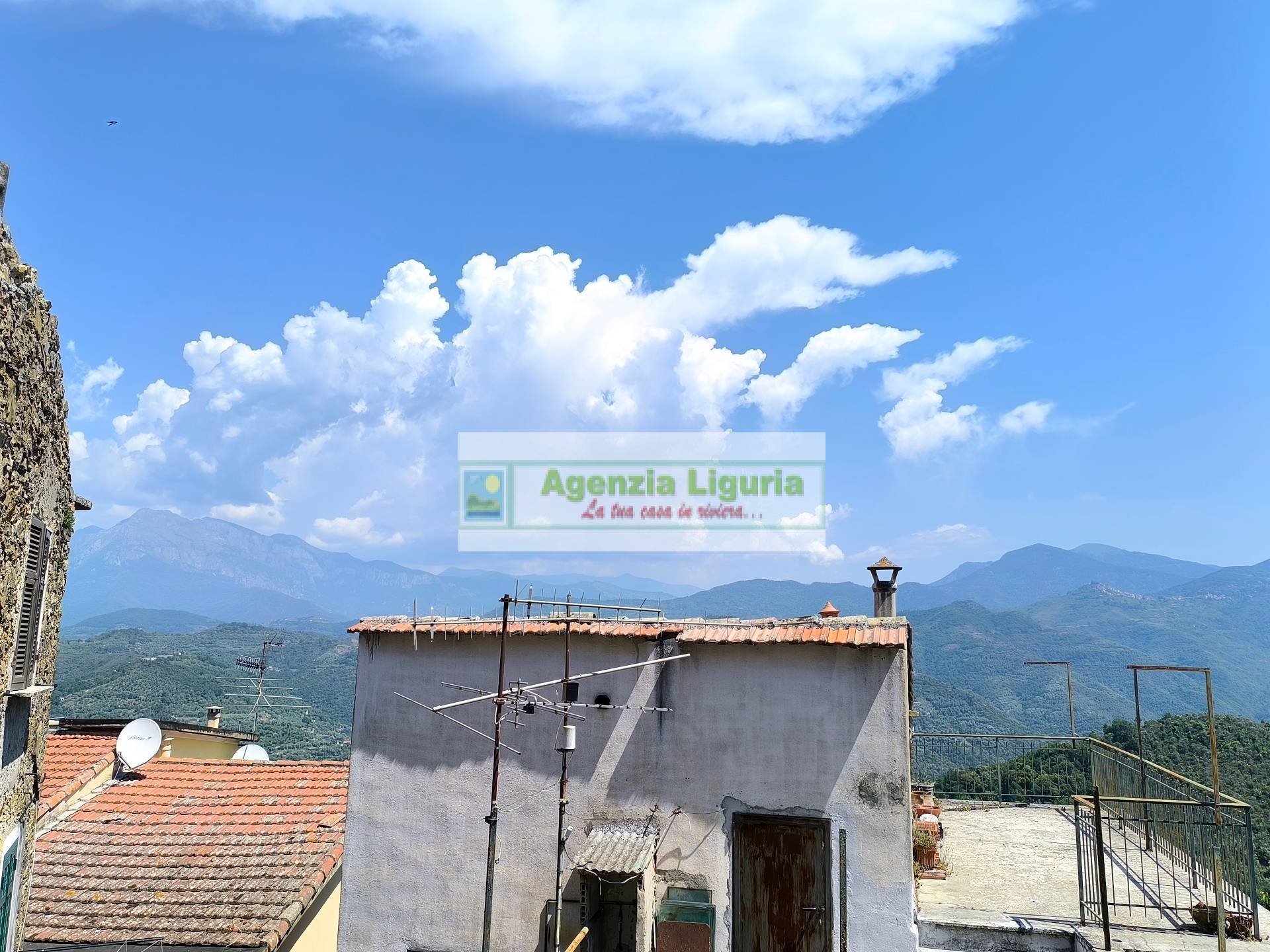 Appartamento in vendita a Perinaldo