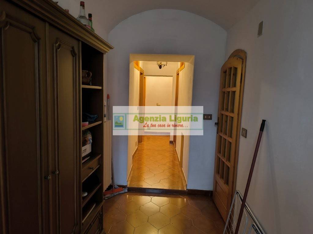 Appartamento in vendita a Perinaldo