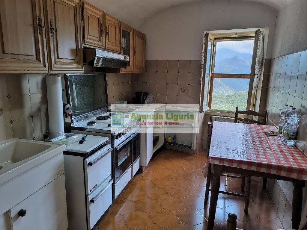 Appartamento in vendita a Perinaldo