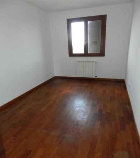 Trilocale arredato in affitto, Cascina san frediano a settimo