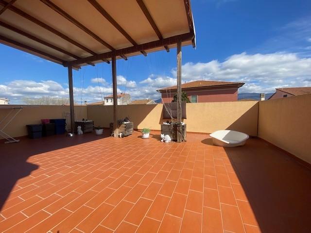 Villa con terrazzo, Cascina titignano