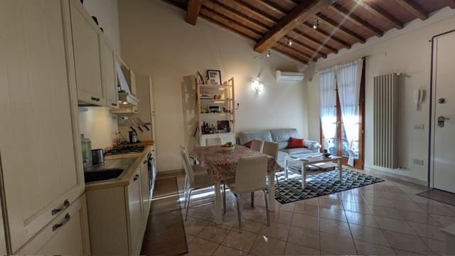 Bilocale arredato in affitto, Calcinaia fornacette