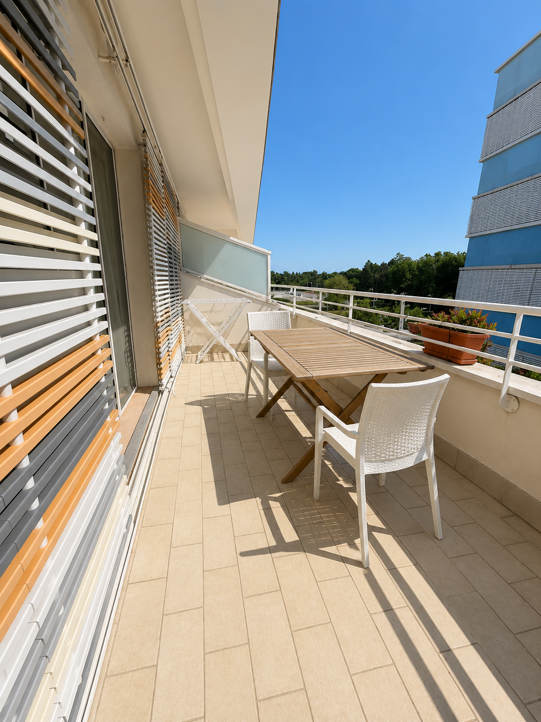Bilocale con terrazzo, Pisa calambrone