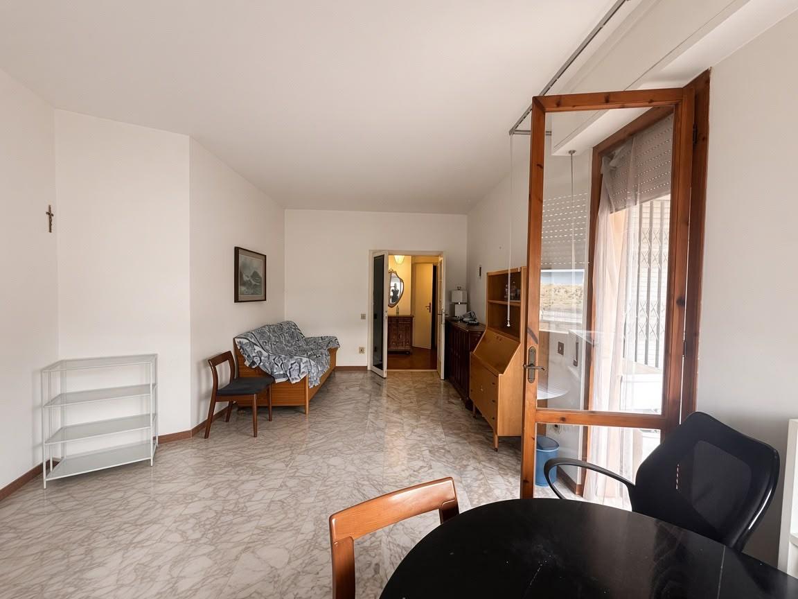 Appartamento con terrazzo, Pisa landi