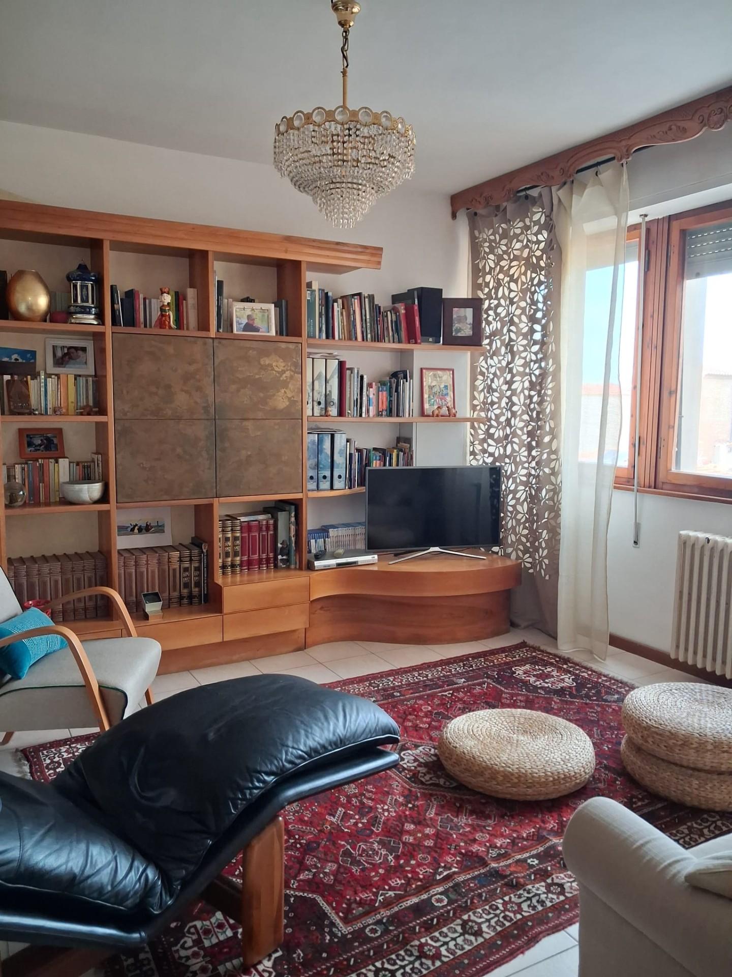 Appartamento in vendita a Cascina