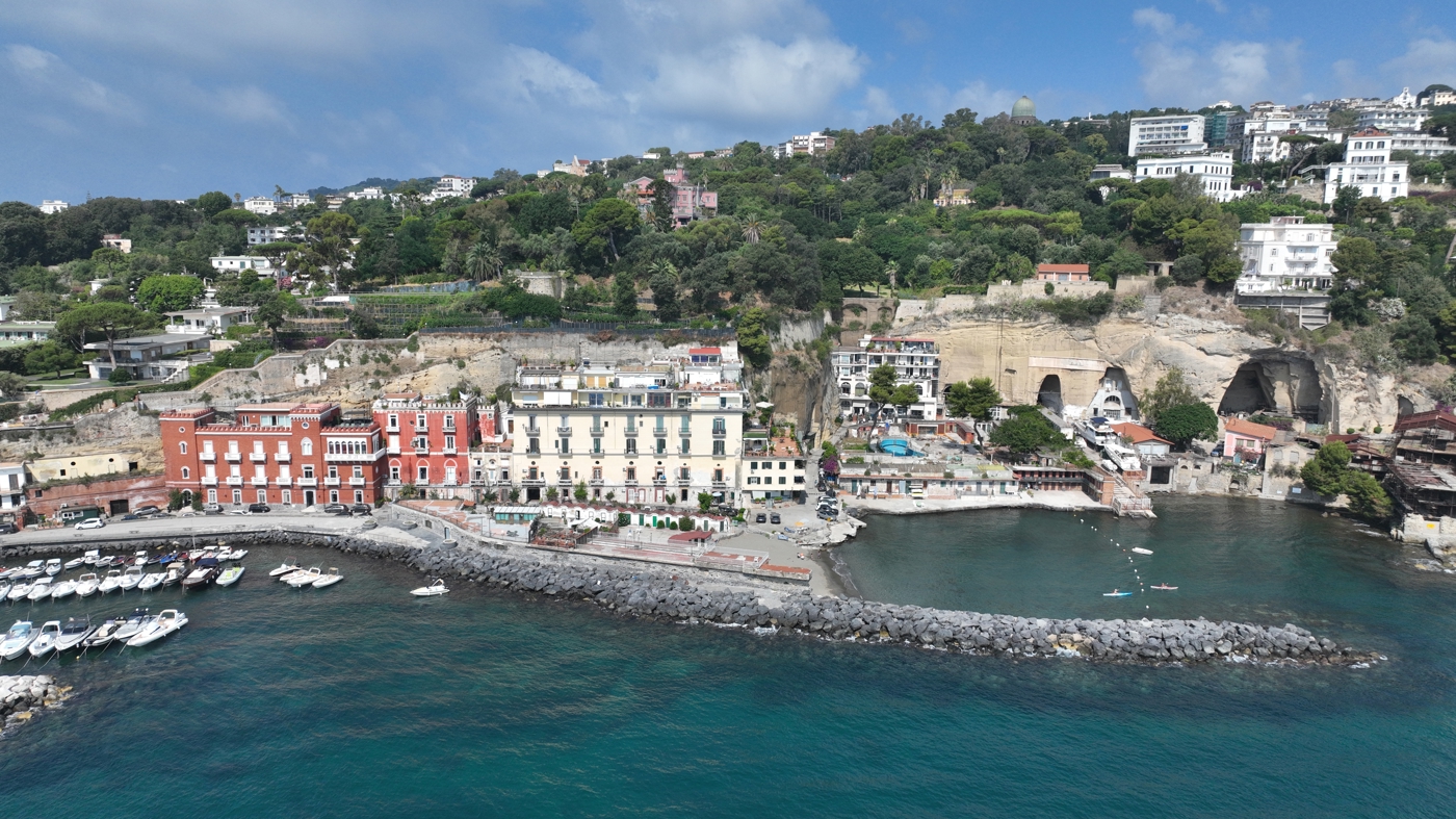 Casa indipendente in vendita a Napoli