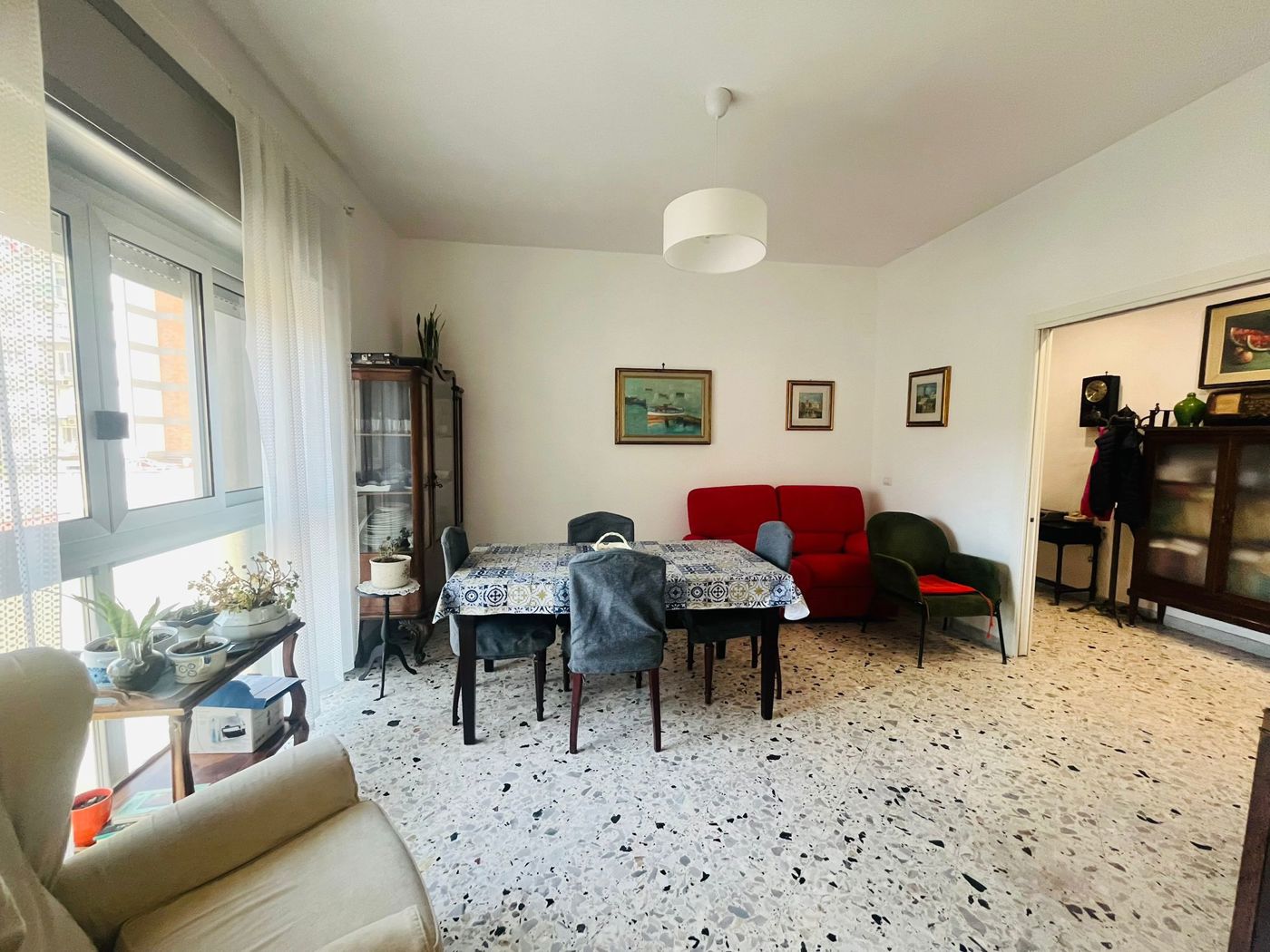 Quadrilocale in affitto a Napoli