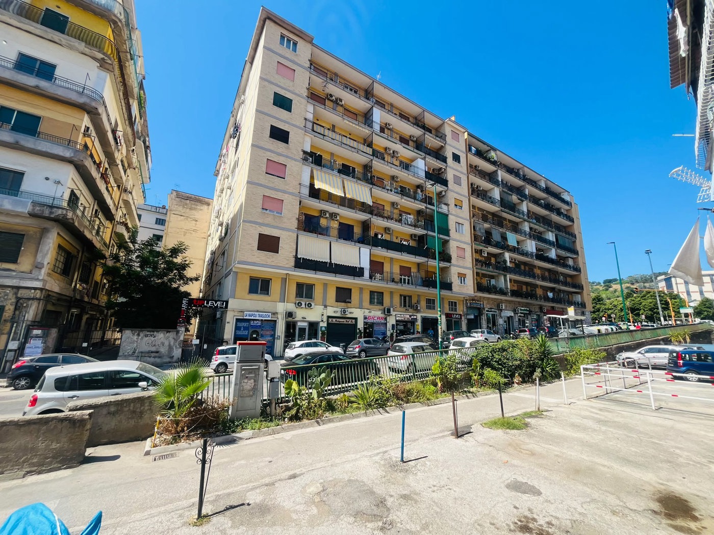 Bilocale in vendita a Napoli