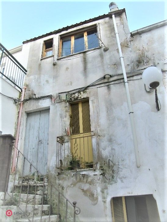Casa indipendente con terrazzo a Cassano delle Murge