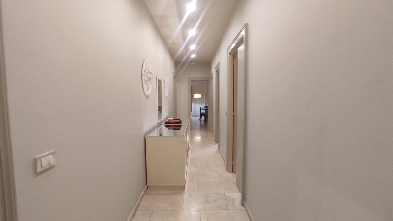 Trilocale arredato in affitto a Bari