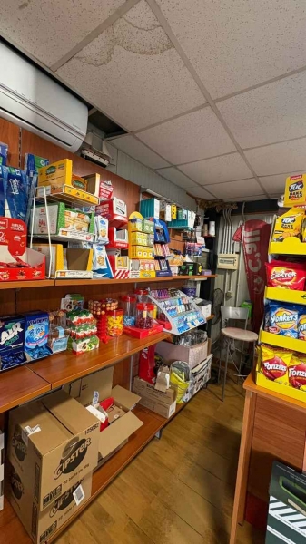 Attivit� commerciale classe A4 a Bari