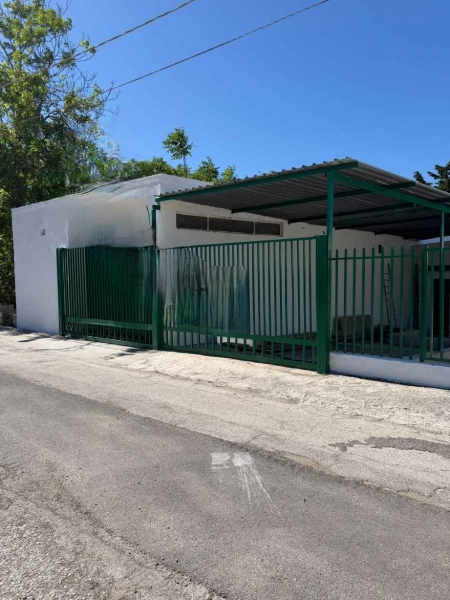Locale commerciale classe A4 a Bari
