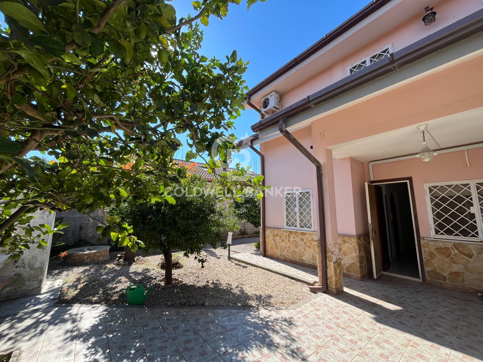 Villa bifamiliare in vendita a Ardea, Tor San Lorenzo