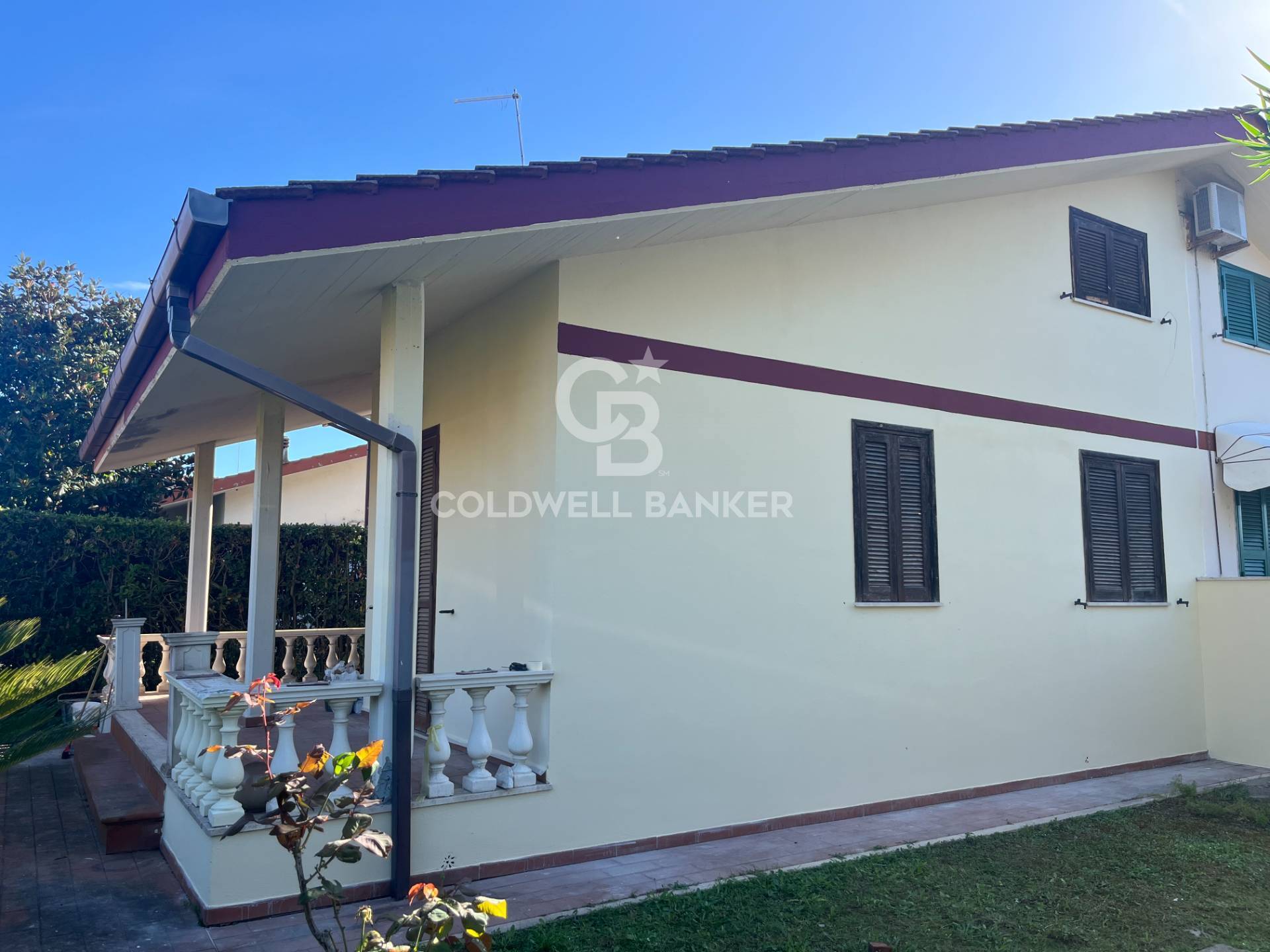 Villa bifamiliare in vendita a Ardea, Lido dei Pini di Ardea