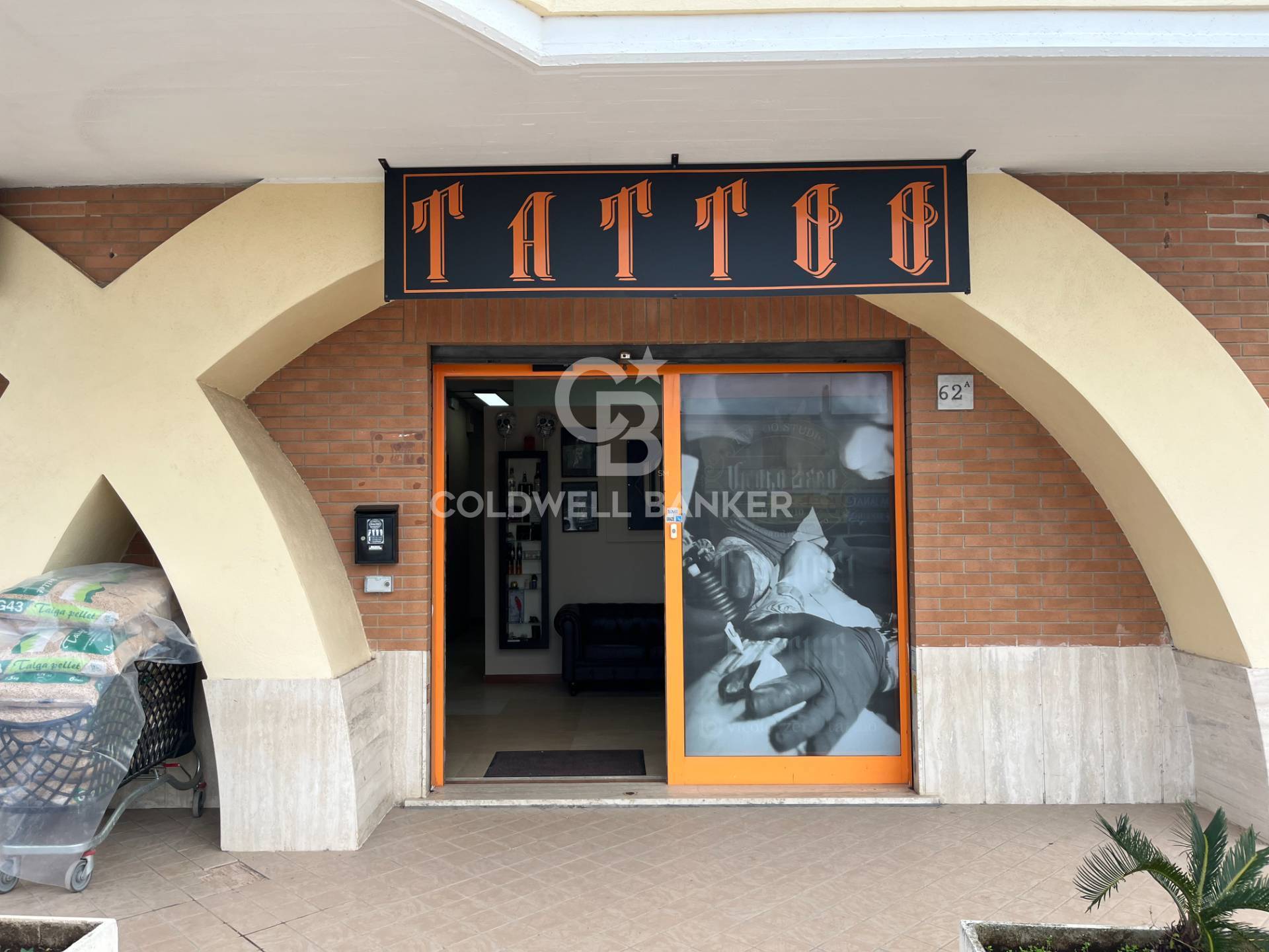 Locale commerciale in affitto a Ardea, Tor San Lorenzo