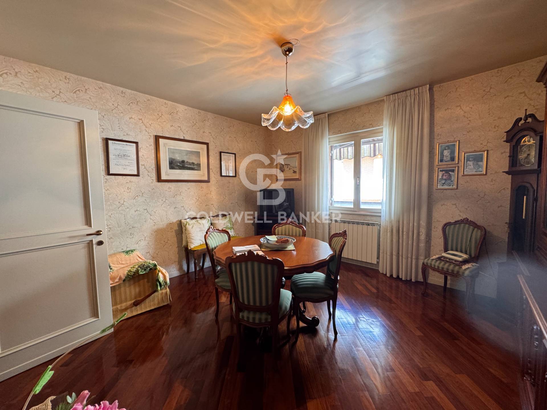 Appartamento in vendita a Pomezia, Centro