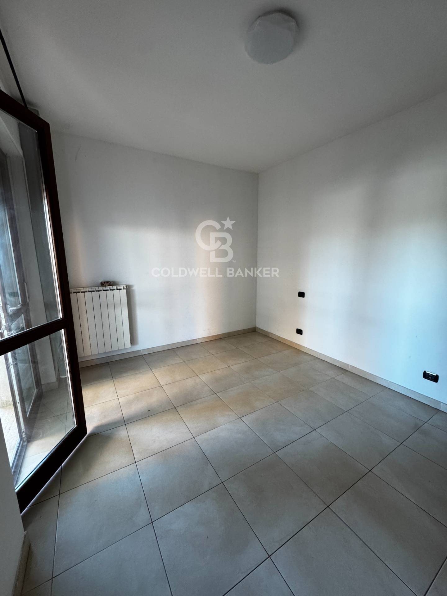 Appartamento in affitto a Pomezia, Sughereta