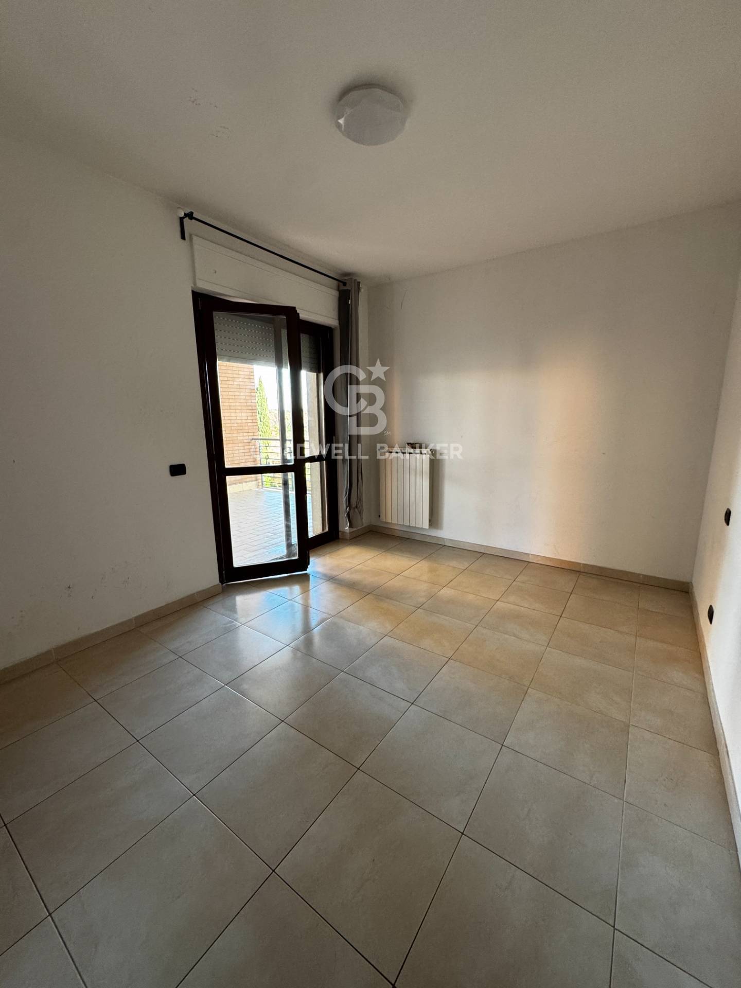 Appartamento in affitto a Pomezia, Sughereta