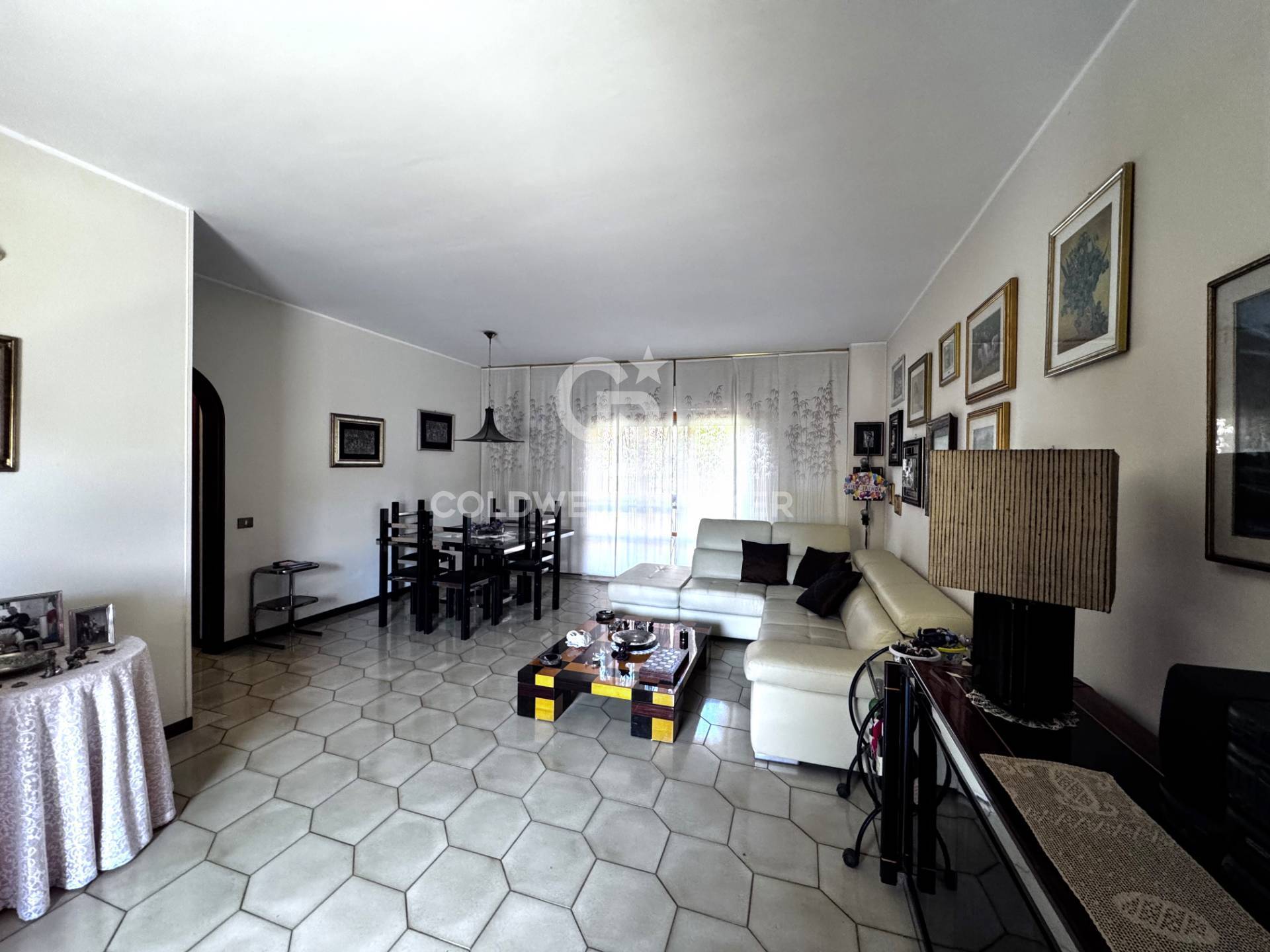 Villa a schiera in vendita a Pomezia, Torvaianica