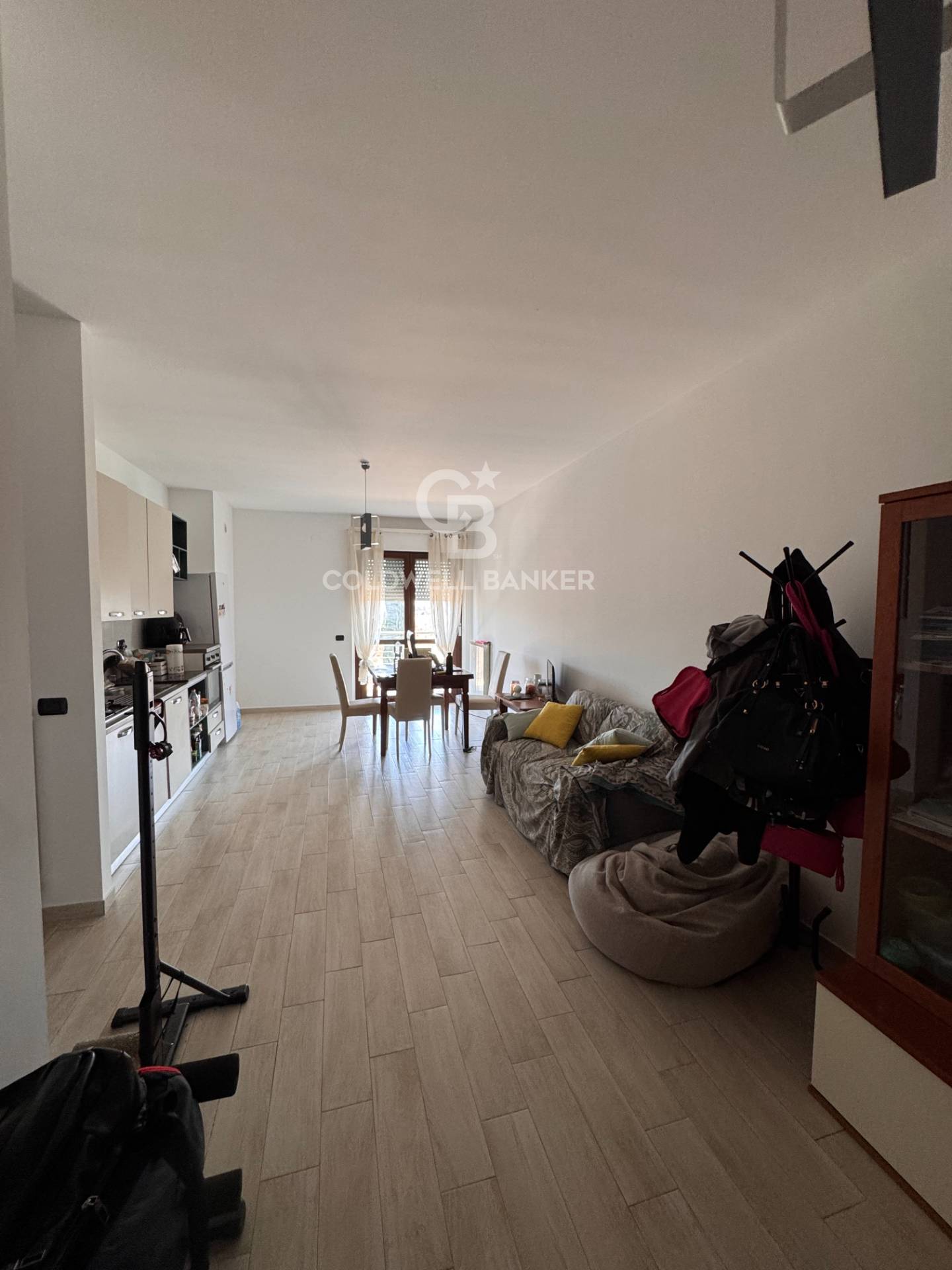 Appartamento in affitto a Pomezia, Sughereta
