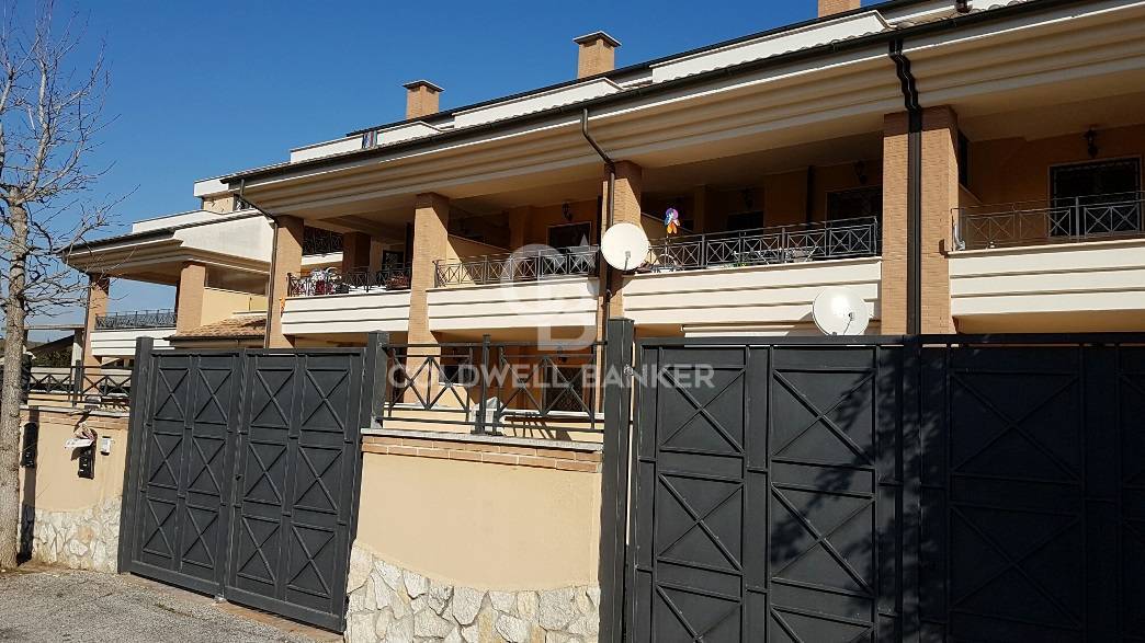 1 locale in affitto a Pomezia