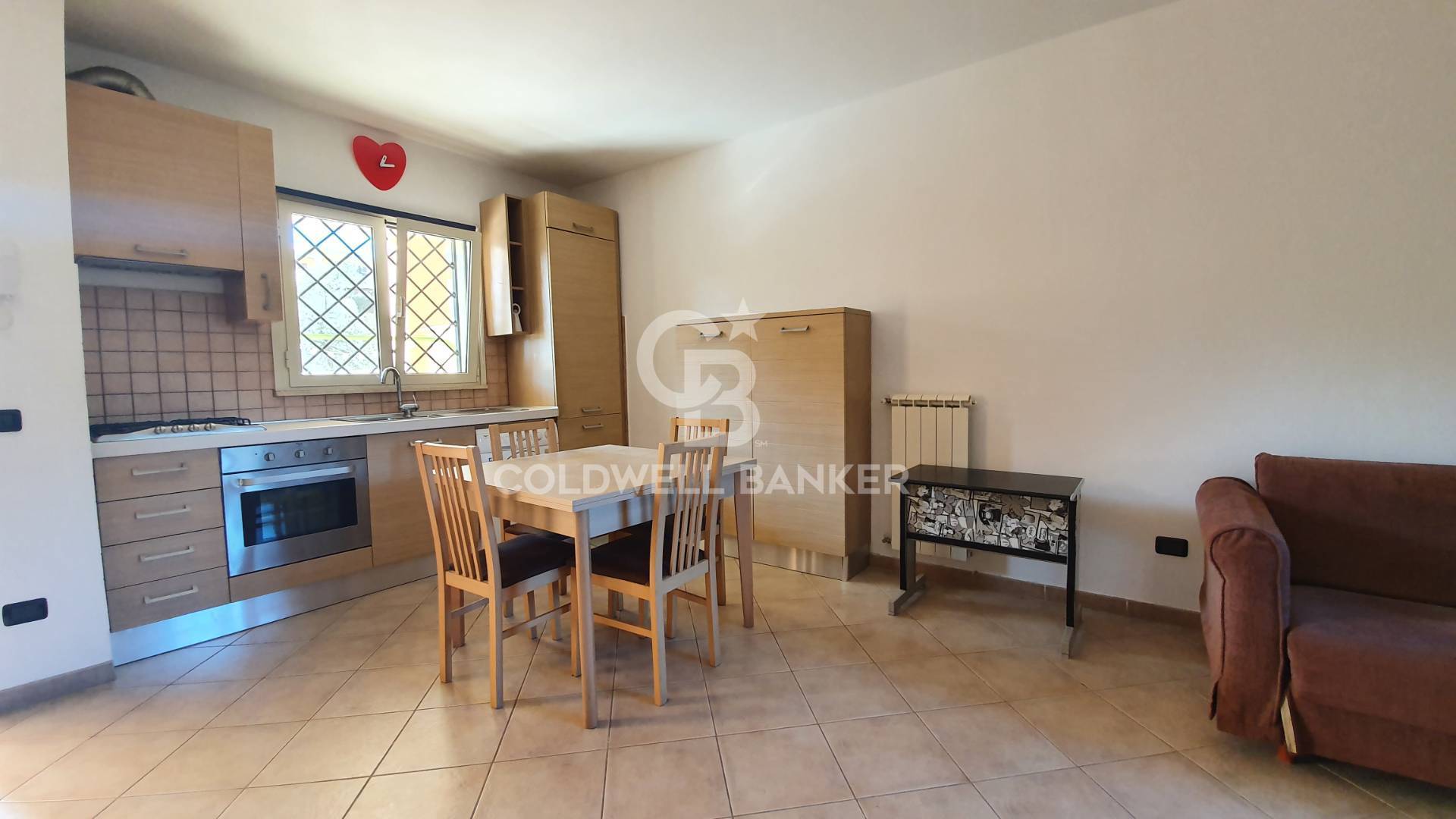 1 locale in affitto a Pomezia