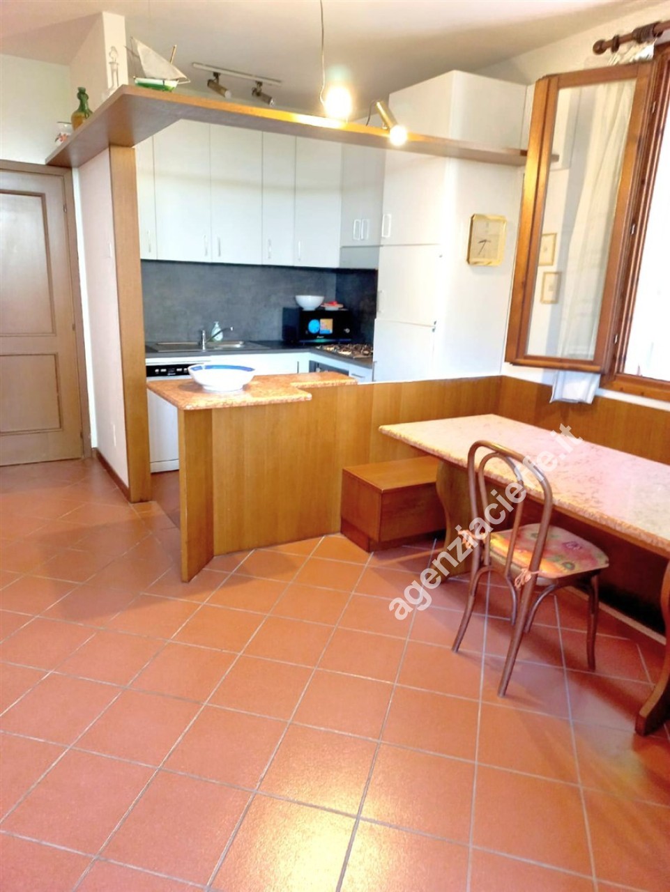 Villa con giardino a Massa