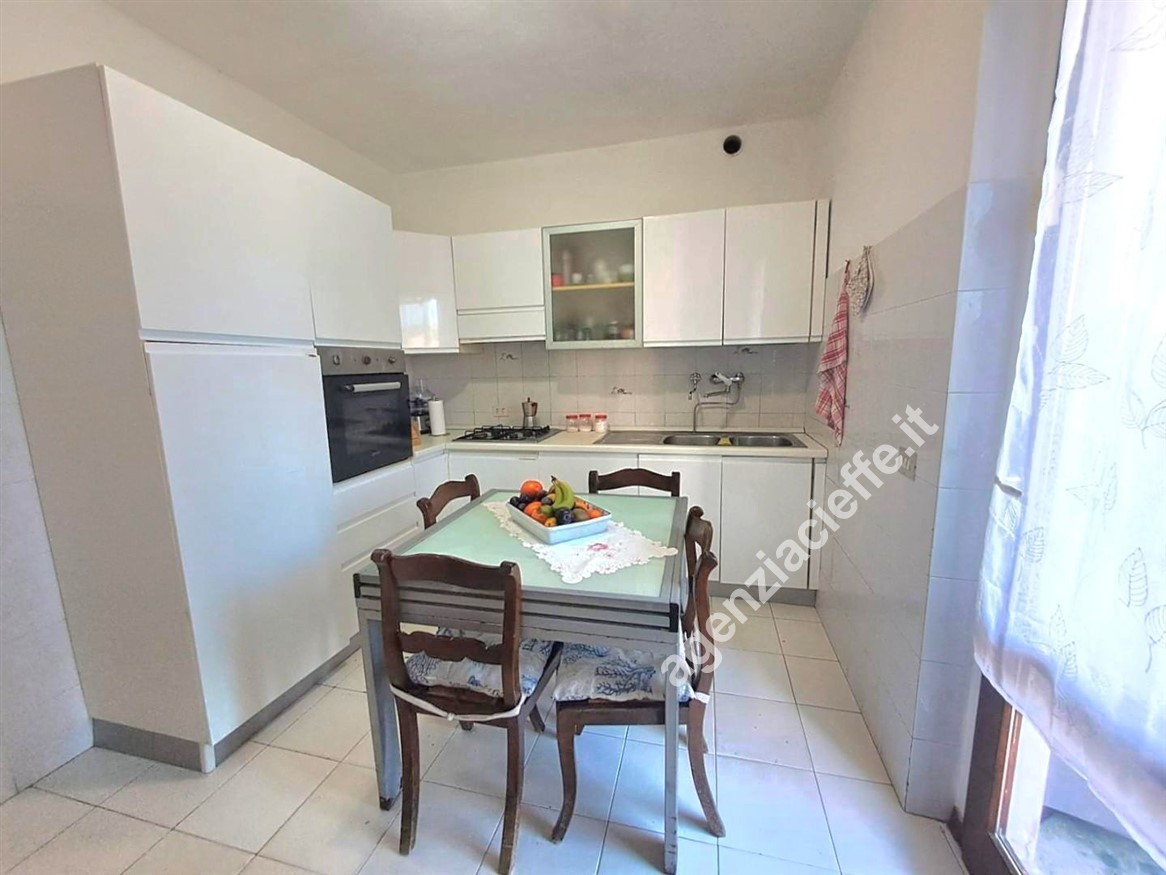 Villa con giardino a Forte dei Marmi