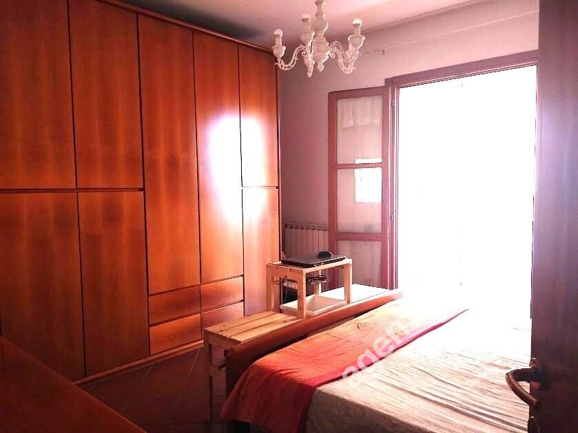 Casa indipendente con giardino a Massa