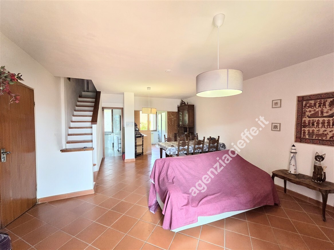 Quadrilocale con terrazzo a Pignone