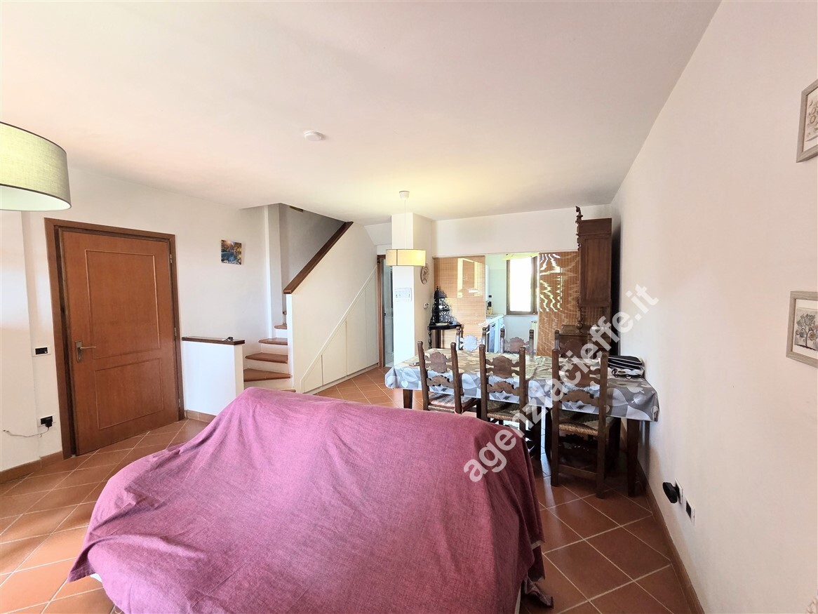 Quadrilocale con terrazzo a Pignone