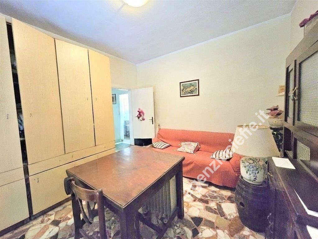 Villa con giardino a Massa
