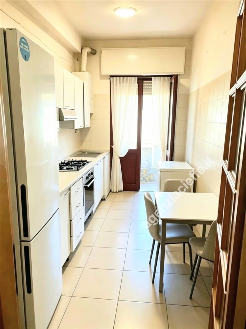 Quadrilocale con terrazzo a Massa