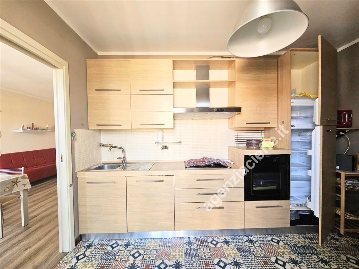 Appartamento con terrazzo a Massa