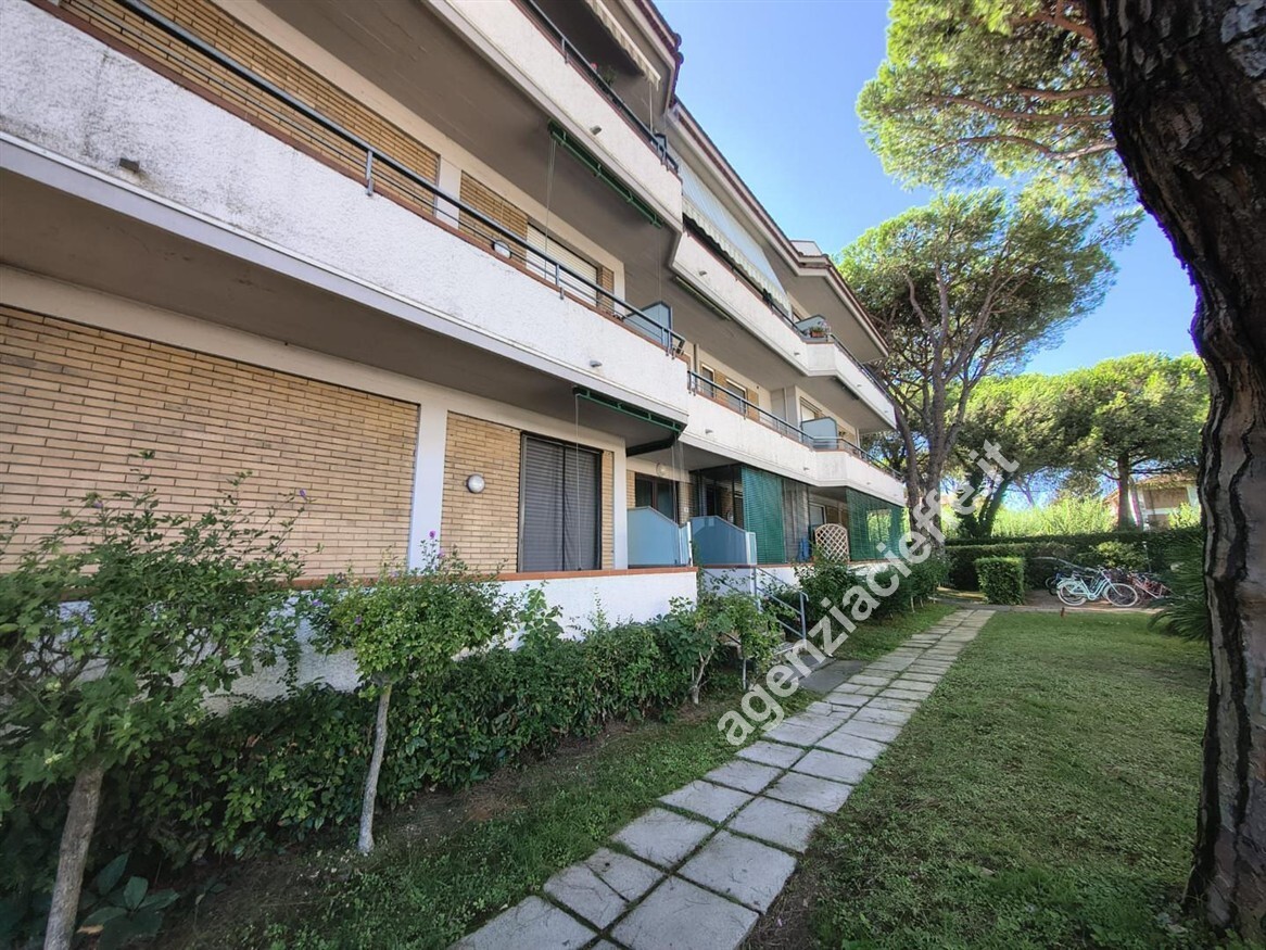 Trilocale con giardino a Massa
