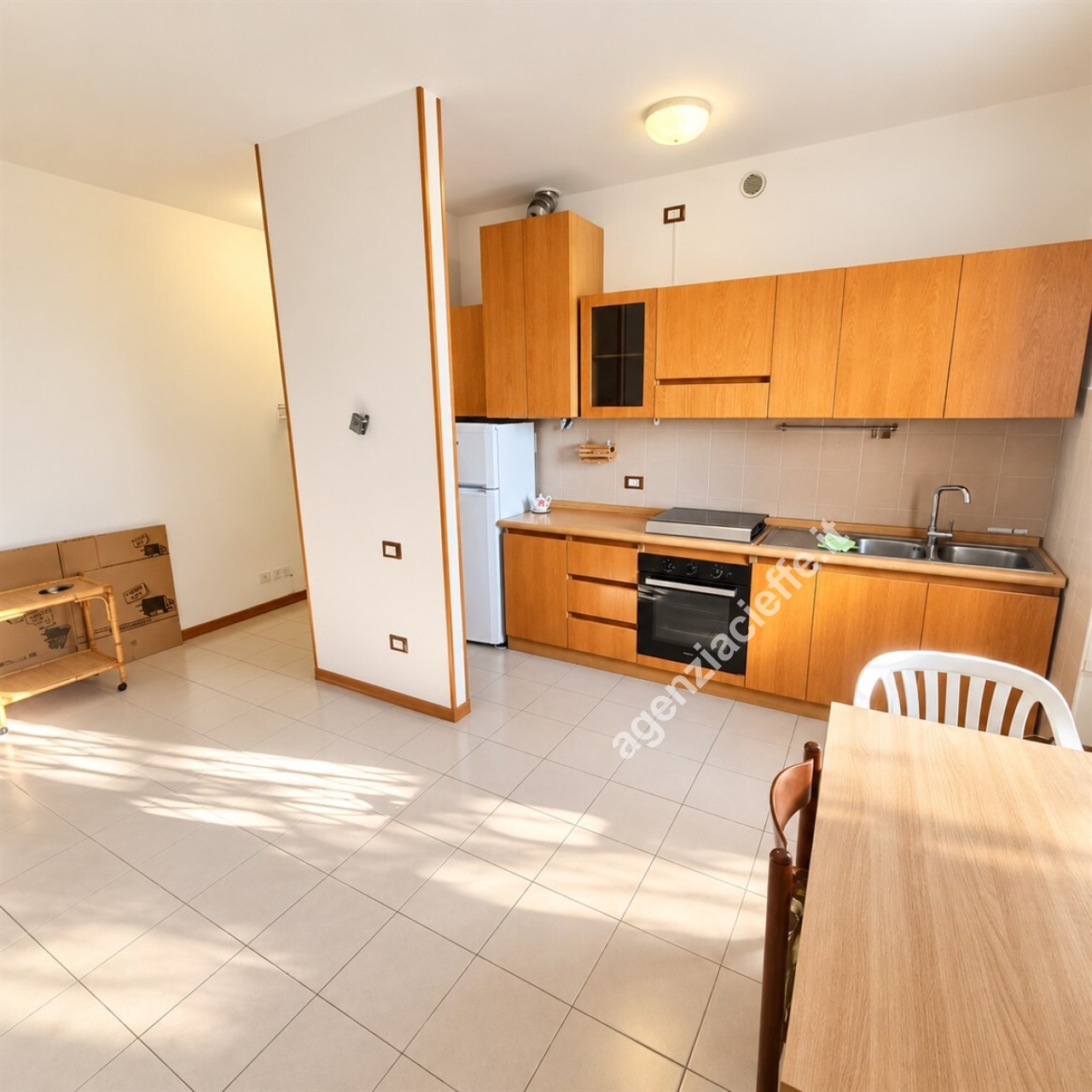 Casa indipendente con terrazzo a Massa