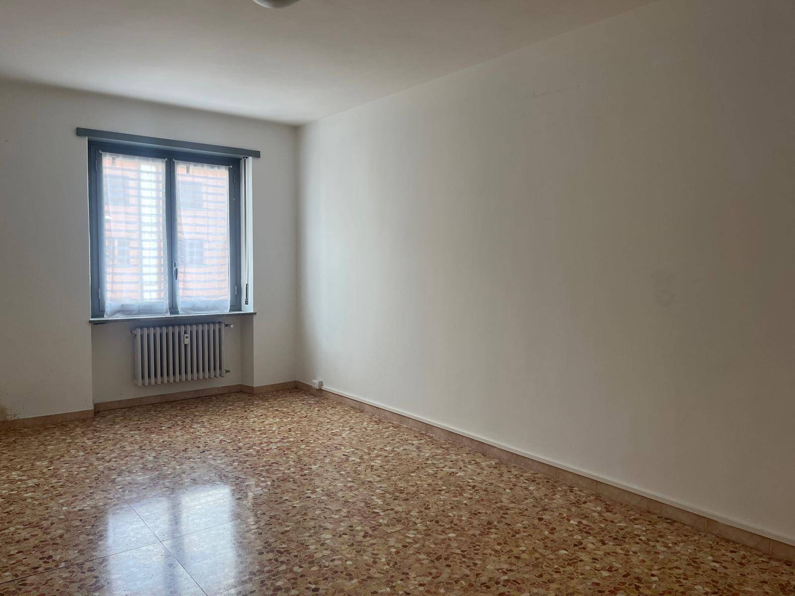 Appartamento in vendita a Trofarello, Centro