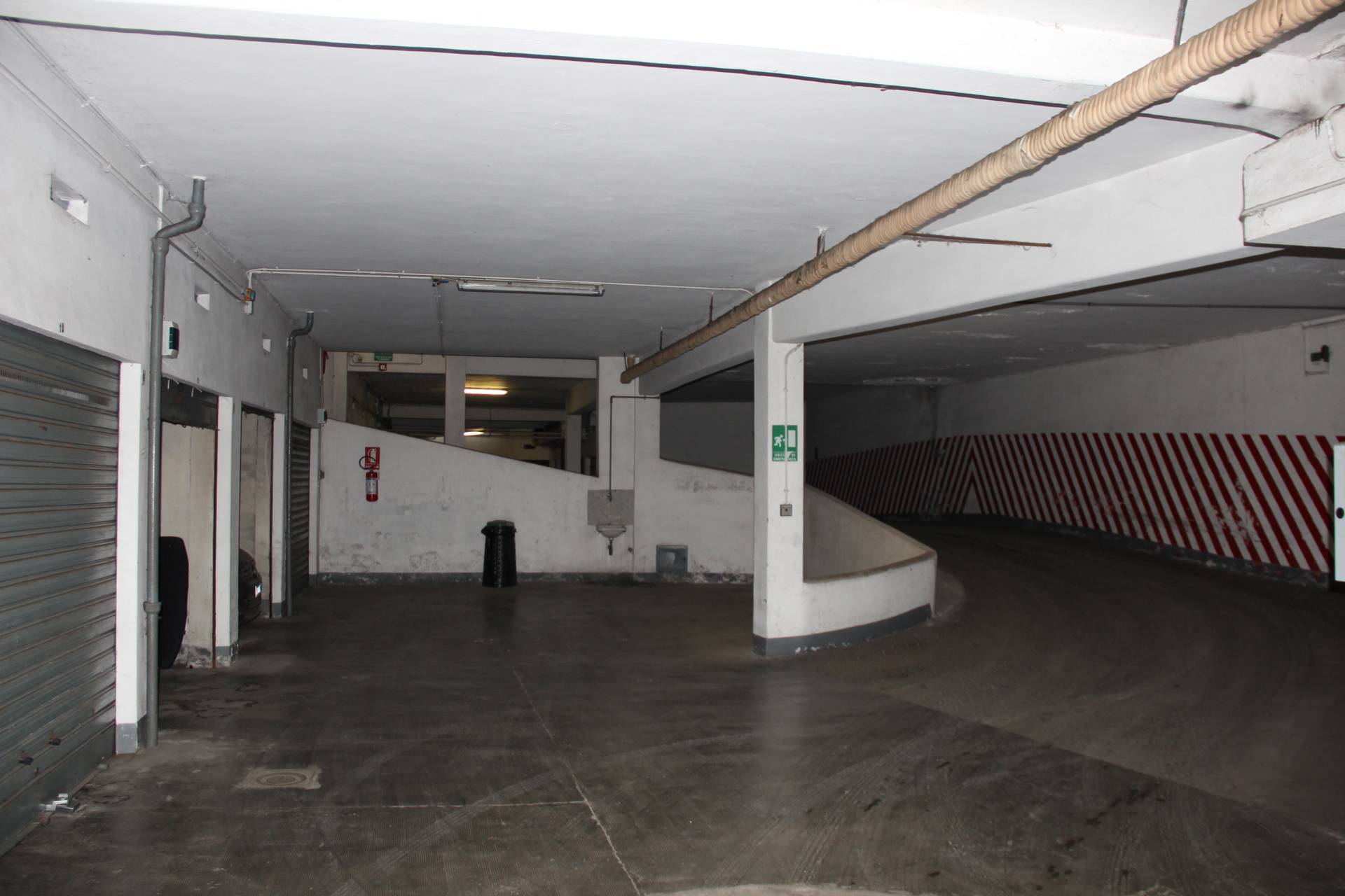 Box o garage in vendita a Torino, San Salvario