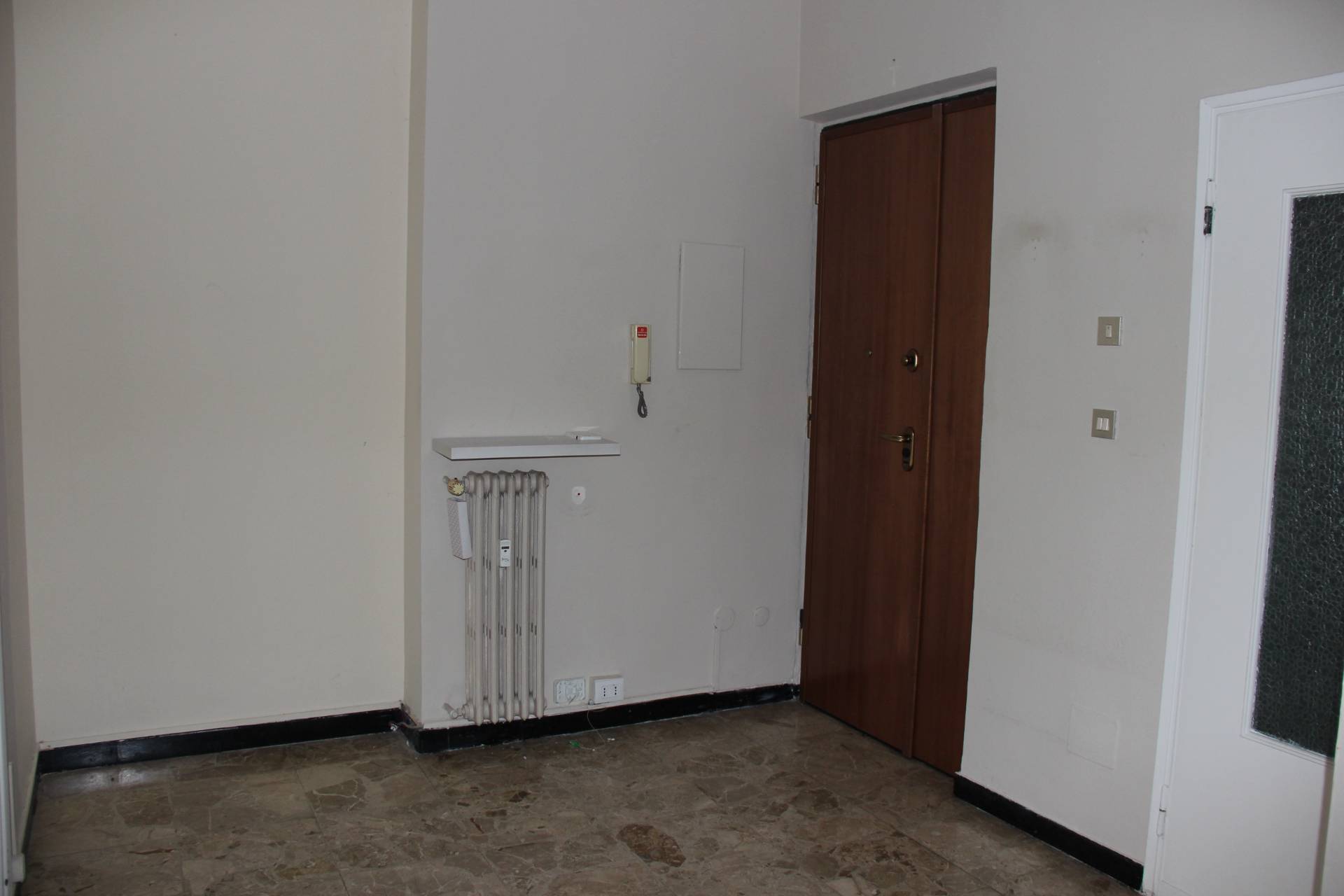 Appartamento in vendita a Asti, Centro