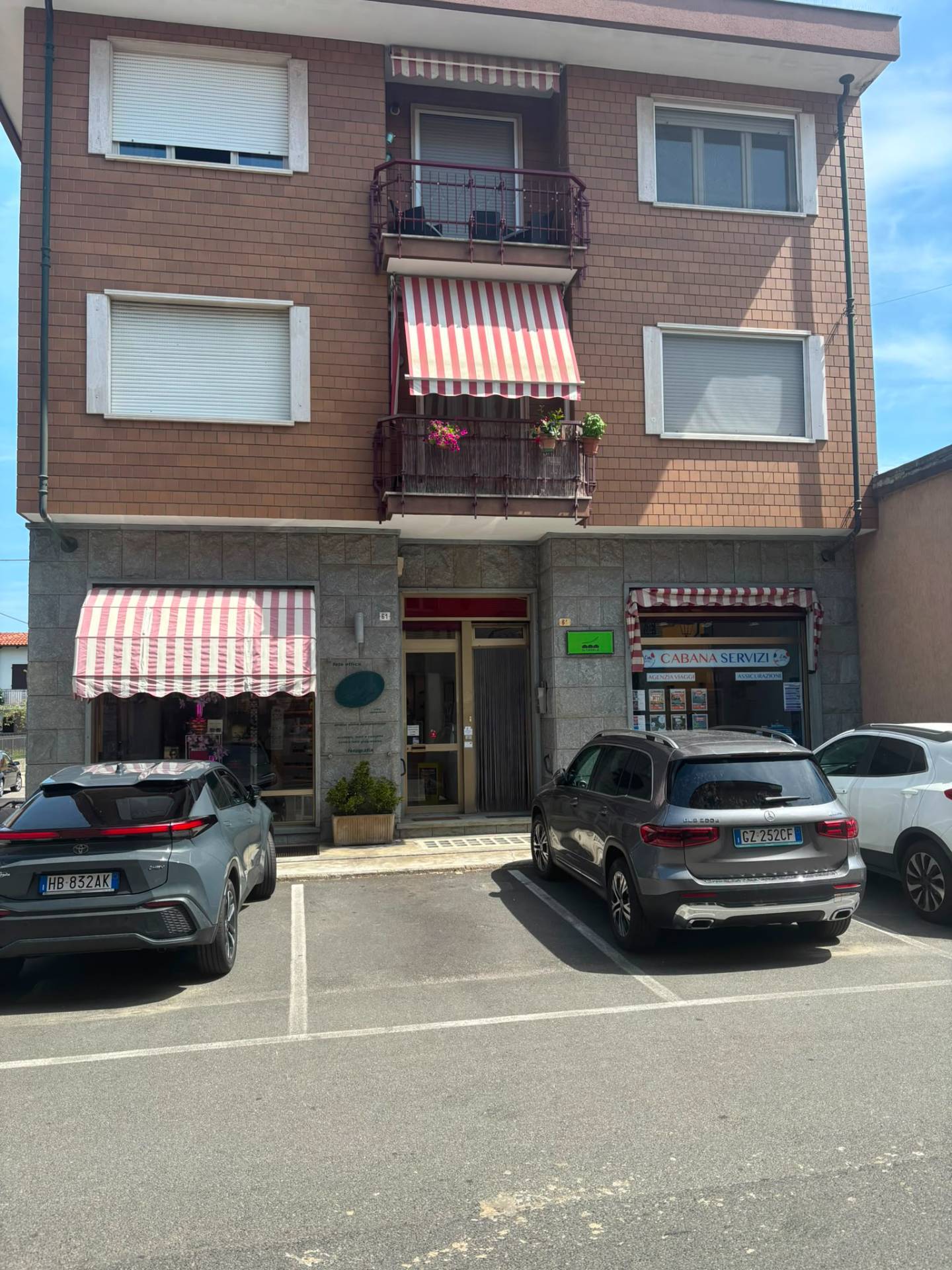 Locale commerciale in affitto a Villastellone, Villastellone