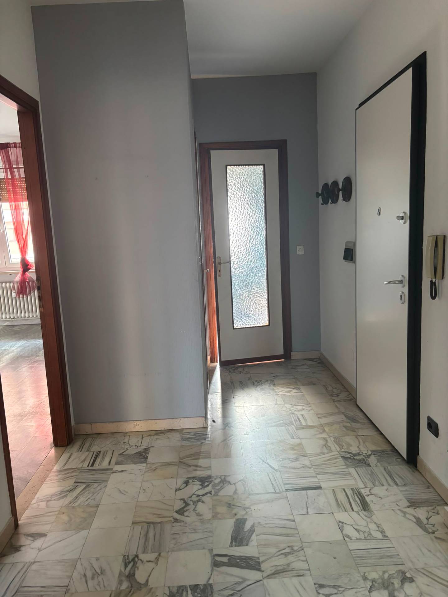 Appartamento in affitto a Santena, Semicentro
