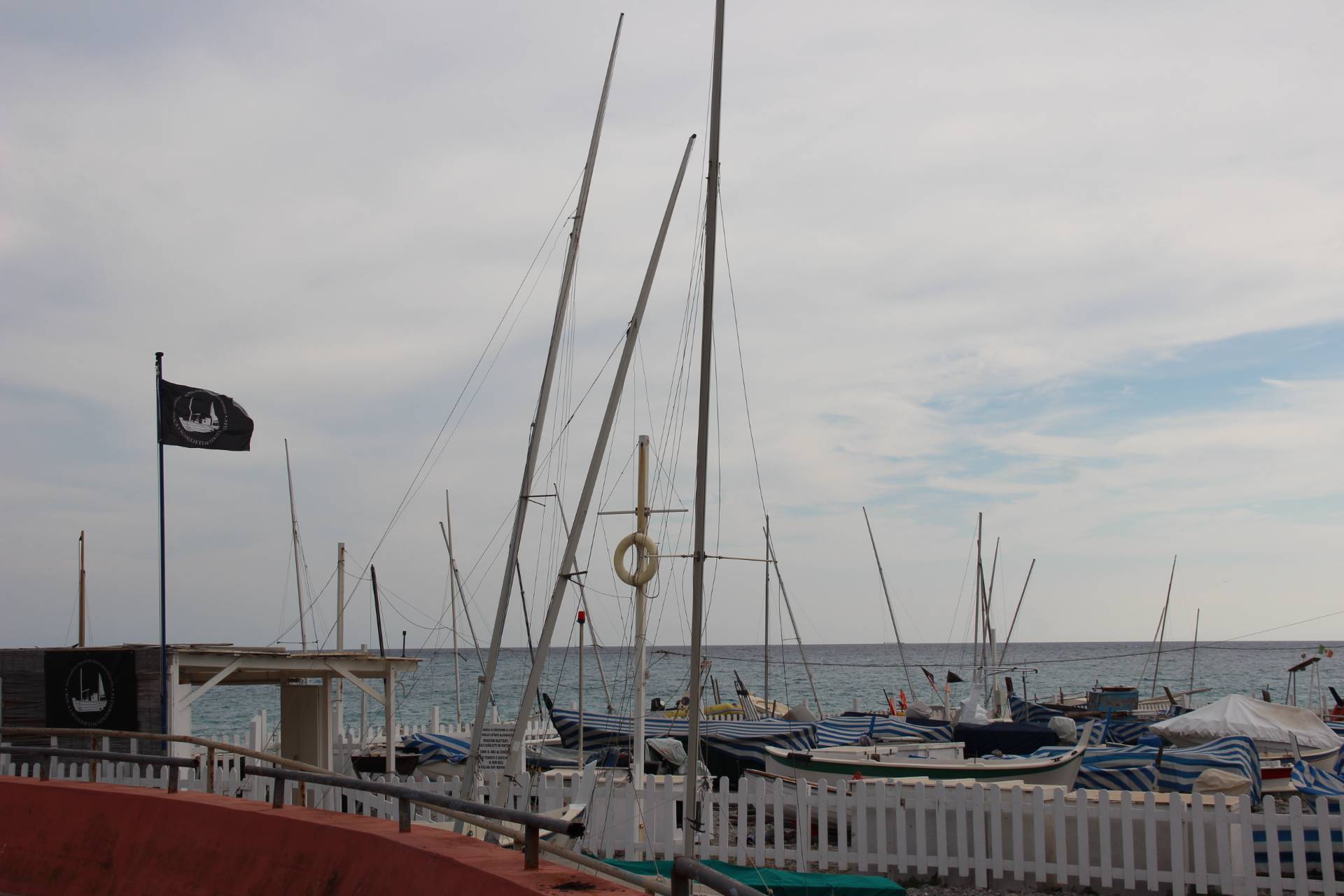 Appartamento in vendita a Ventimiglia, Fronte Mare